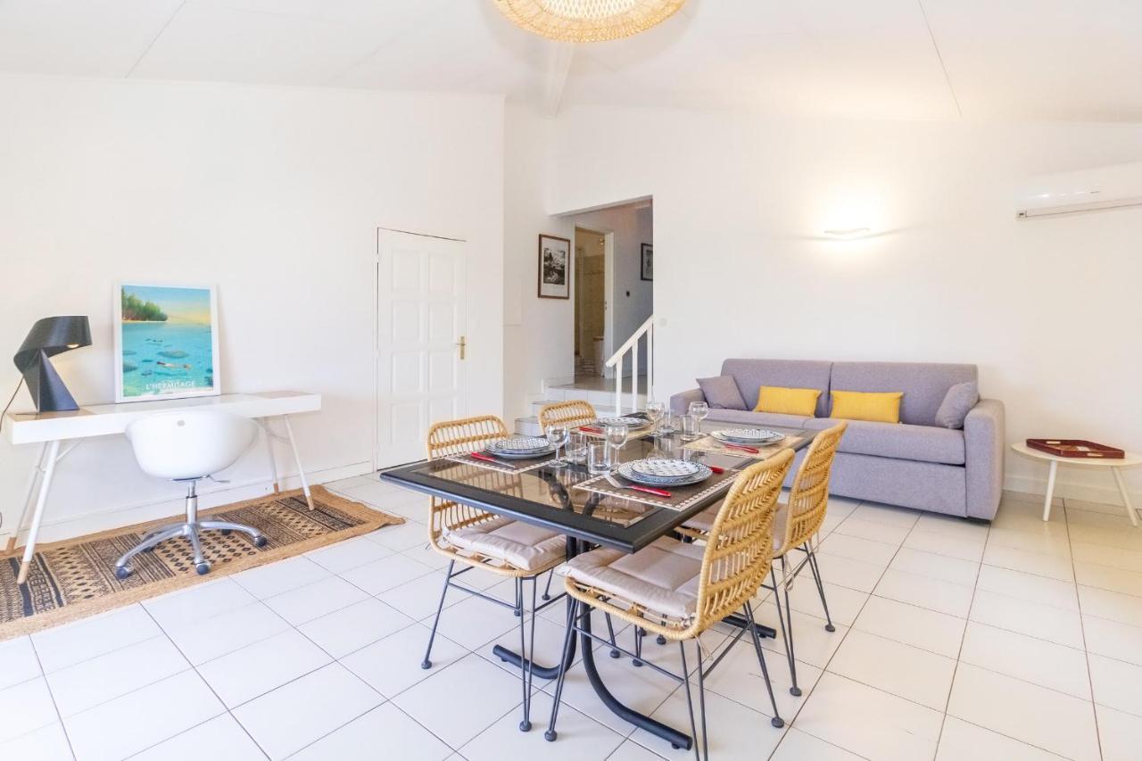 Cuty - Bel Et Spacieux Apt Avec Magnifique Vue Mer Et Piscine Saint Gilles Les Bains 외부 사진